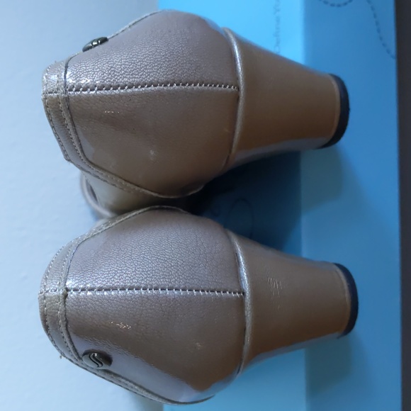 ❌DONATED Comfy beige nude soft system wedge heels - Picture 6 of 11